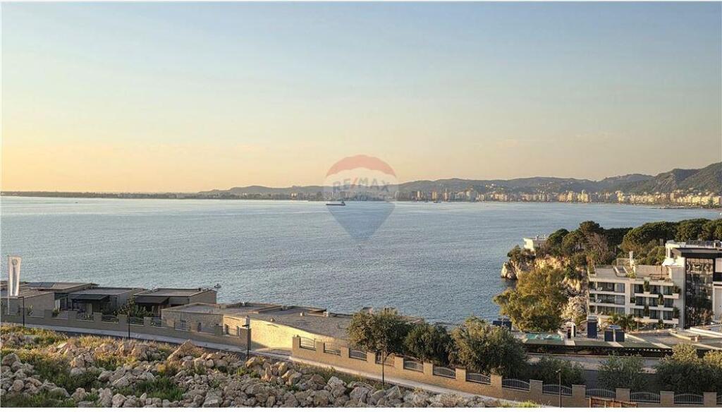 Appartamento Premium 2+1+2 con vista mare in vendita sopra Marina Bay