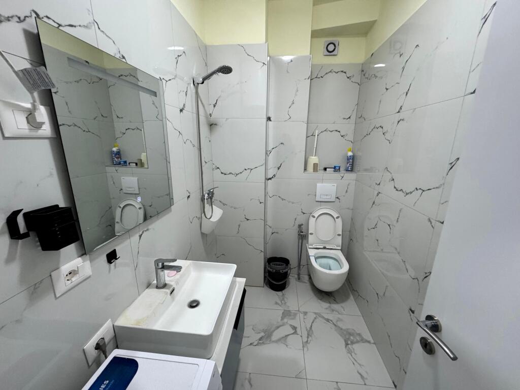 📣 QERA Apartament 1+1 Me Parking 📍 Prane Slevise 🛣️ Rruga "4-Deshmoret" ✨