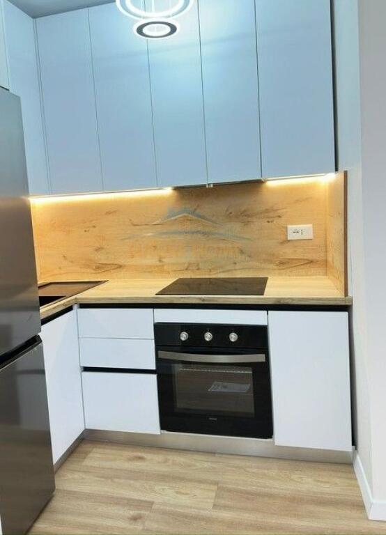 Apartament 1+1 per shitje tek Shkolla Bajram Curri.