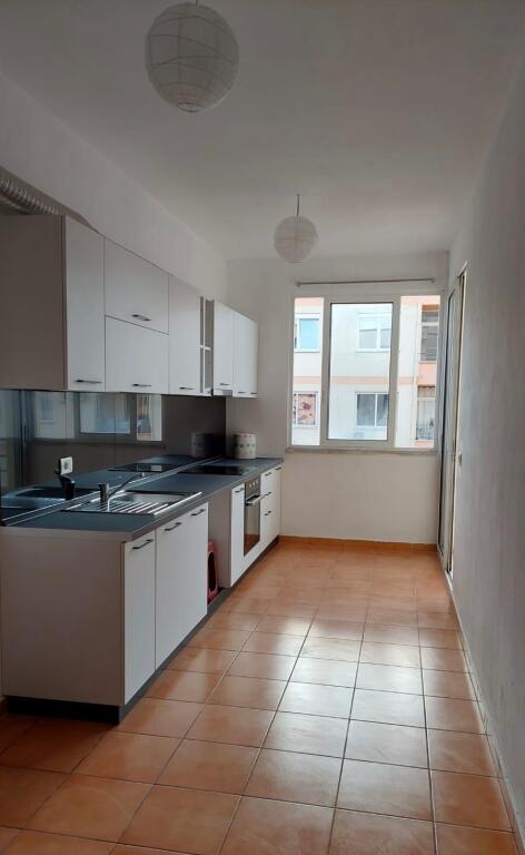 Apartament 2+1+2 me qera tek Fratari ne Astir
