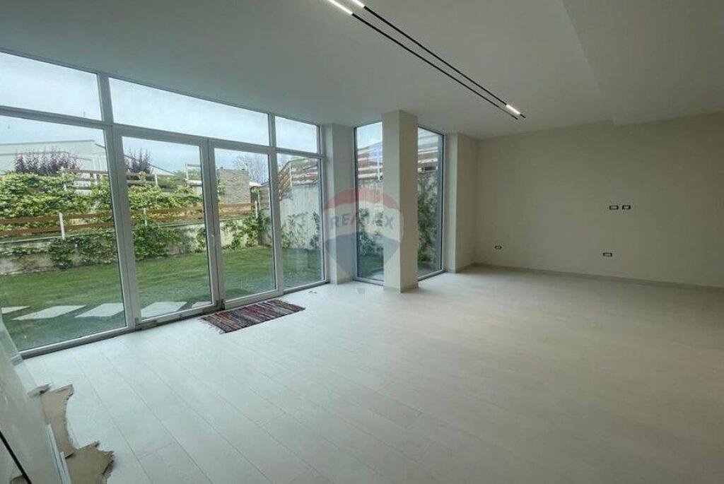 Villa in Affitto - Long Hill Residence