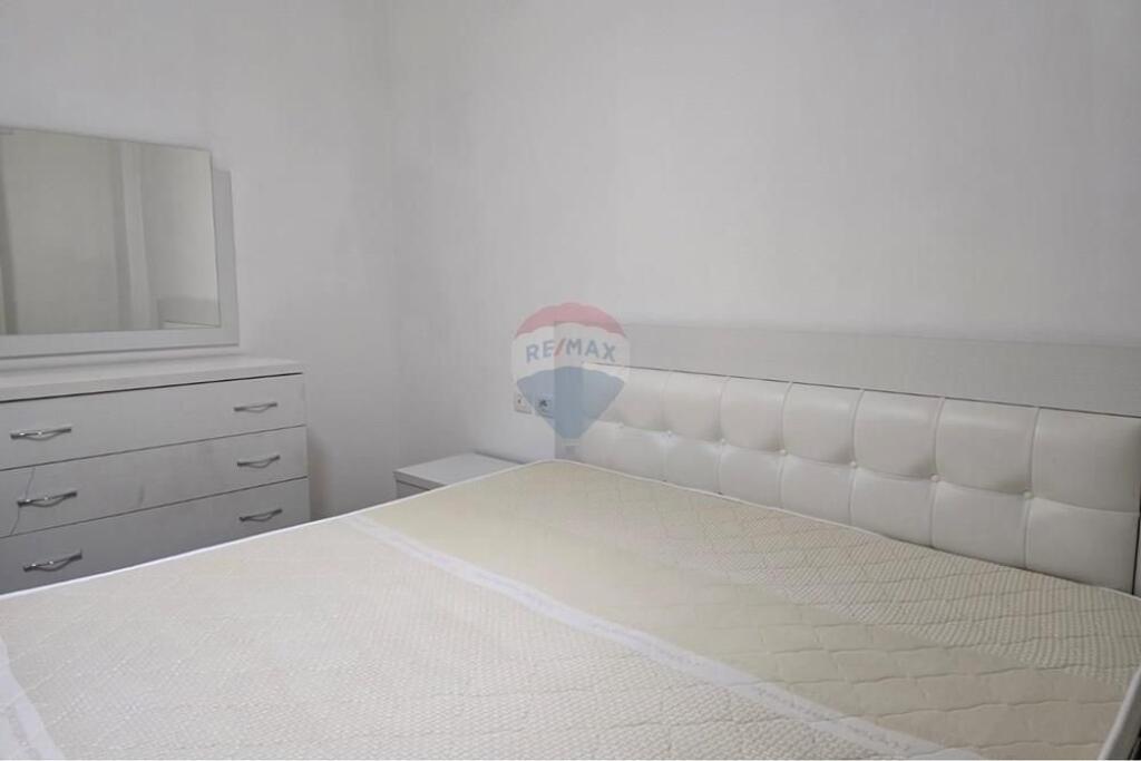 Apartament 1+1 per qira Rruga e Kavajes!