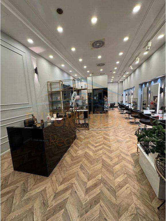 In vendita, Locale Commerciale, Via Kosovarëve, Tirana.