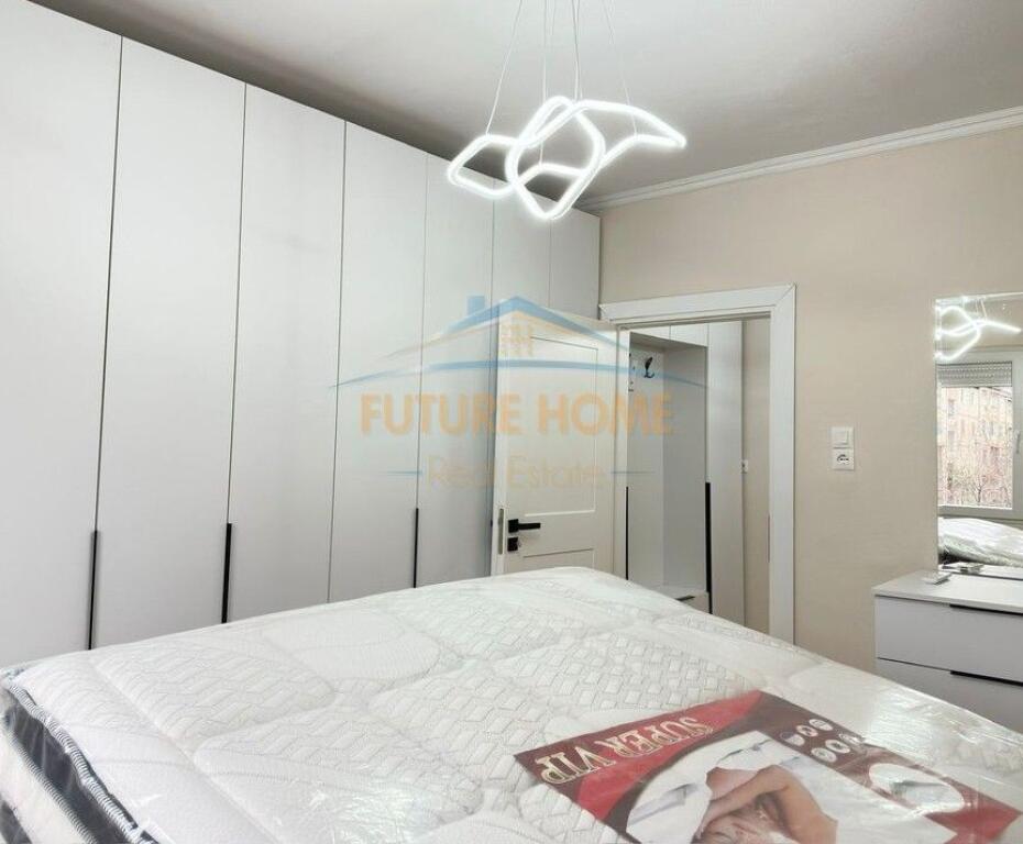 Apartament 1+1 per shitje tek Shkolla Bajram Curri.