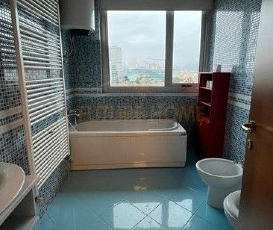 Rent, Apartment 3+1+2, Near Downtown, Tirana