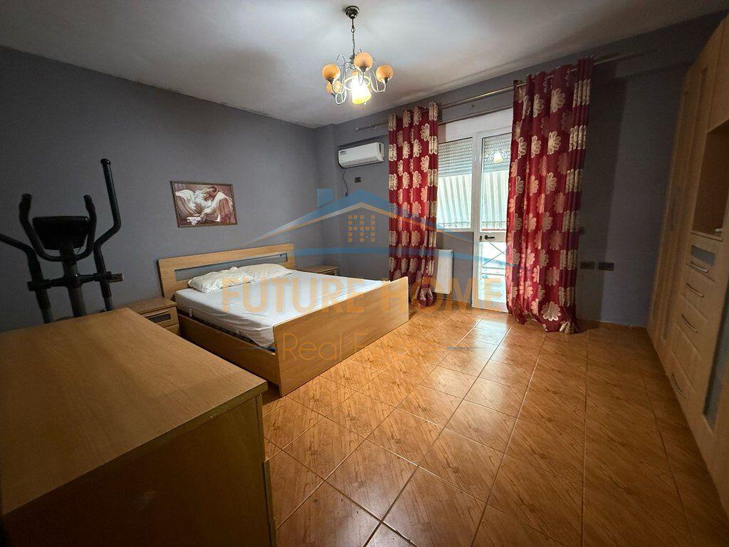 Qera, Apartament 2+1, Oxhaku , Tiranë.