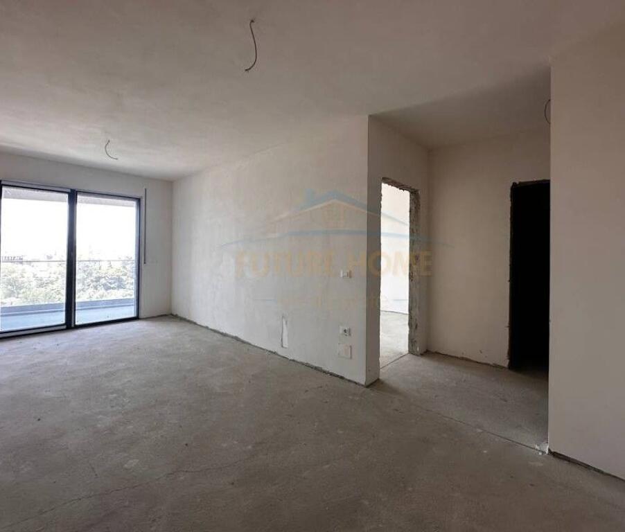 Shitet,Apartament 1+1,Don Bosko, Tirane.