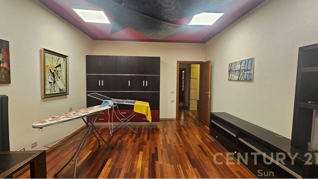 APARTAMENT PER QIRA 3+1+2+ TEK ETC-ja
