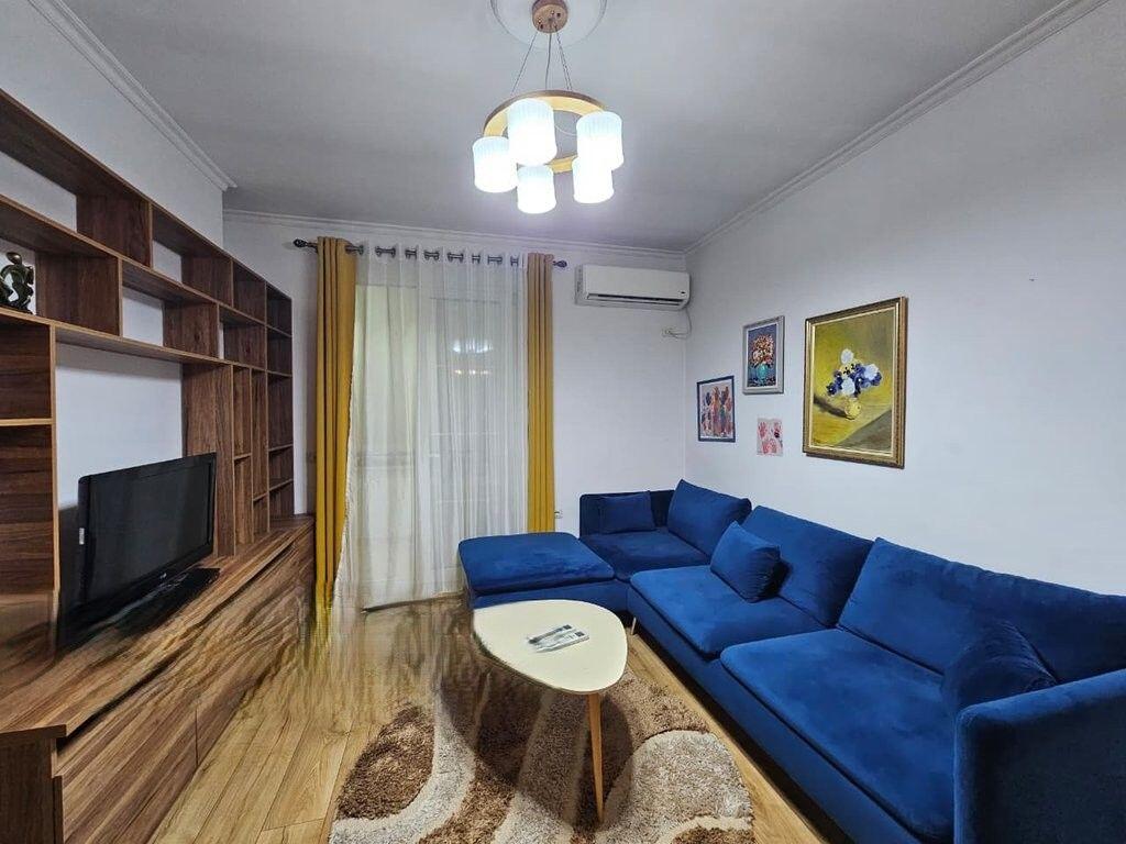 JEPET ME QIRA APARTAMENT 1+1 NE YZBERISH! 500 € /Muaj