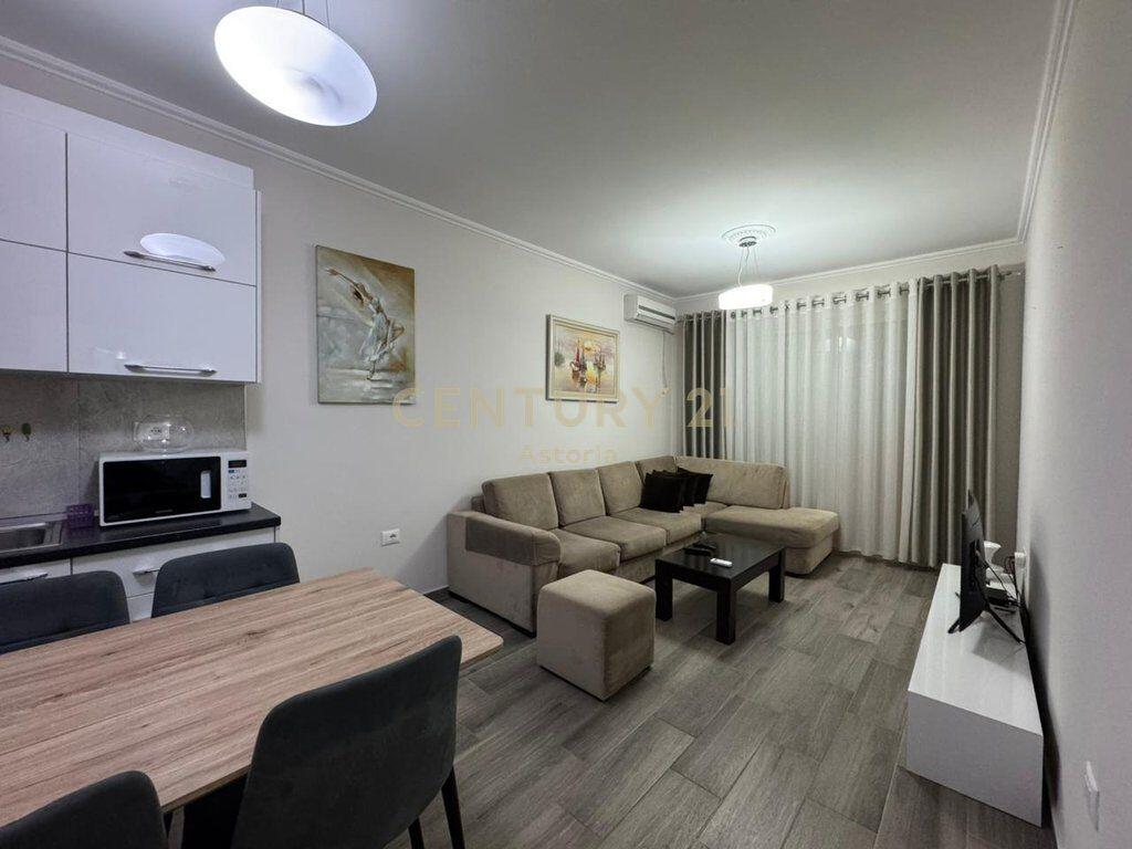 JEPET APARTAMENT 1+1 ME QIRA TEK DY PALMAT, ASTIR