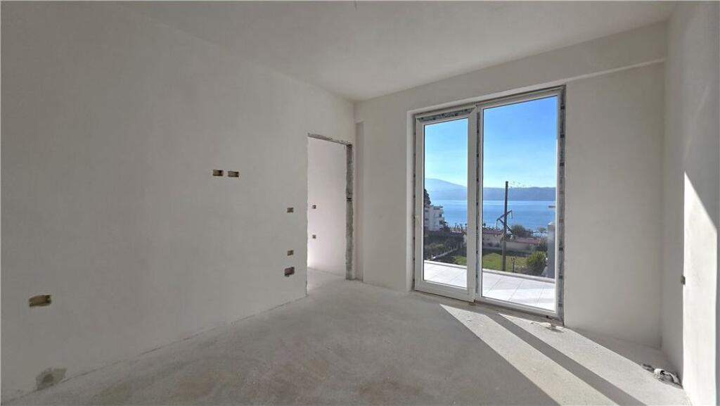Appartamenti 1+1 in vendita a Radhime, Vlore