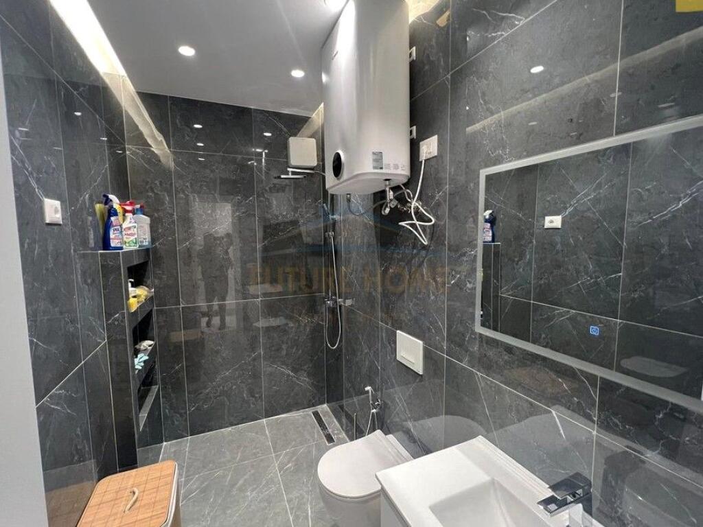 Qera, Apartament 1+1 , Zogu i Zi, Tirane.