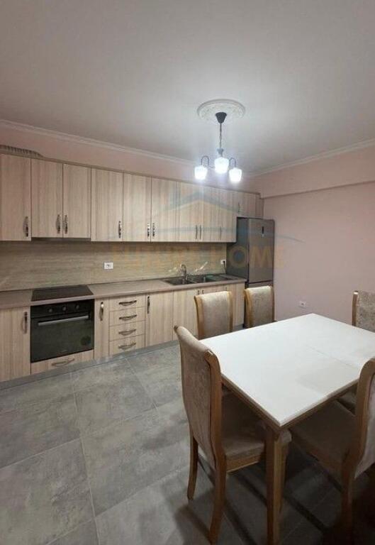 Affitto, Appartamento 1+1+POSTO AUTO, Nuovo Anello, Oasis Residence, Tirana..