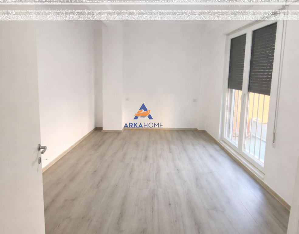 LOCALE IN AFFITTO 67M2 "IN 21 DHJETORI DI FRONTE ALLA ABI BANK" 50.000 LEKE