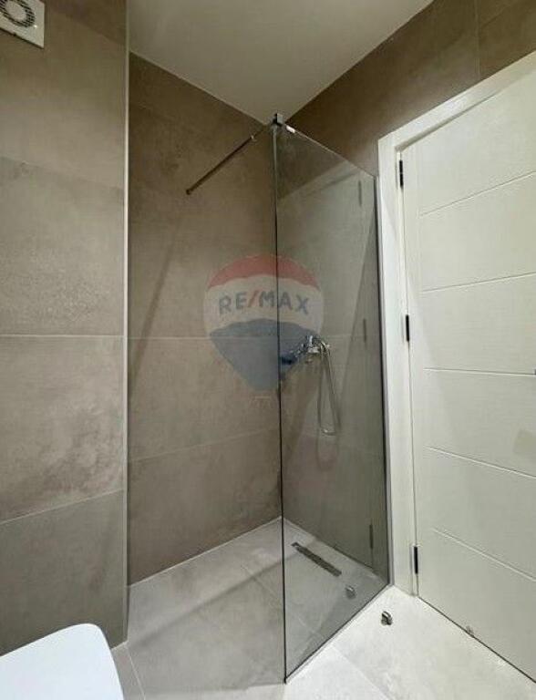 APPARTAMENTO INVESTITO 1+1 IN AFFITTO VICINO ALLA SCUOLA KUQE ID: 530191063-1083