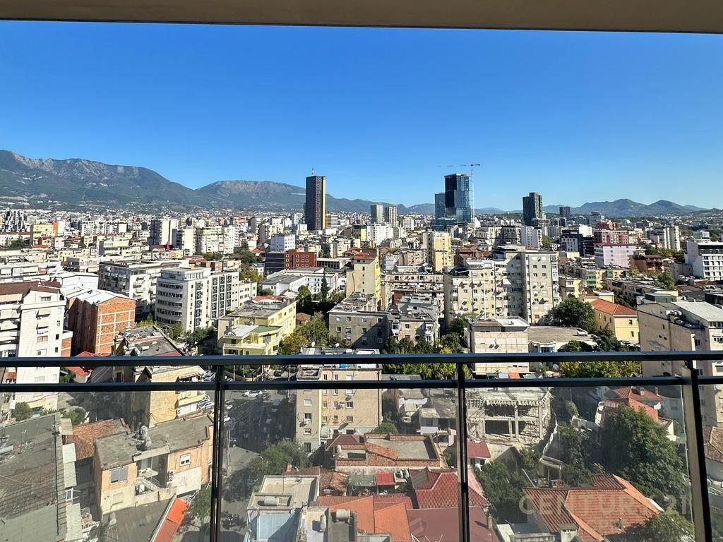 OFFICE FOR RENT AT GOLDEN TOWER RESIDENCE!  2+1+2