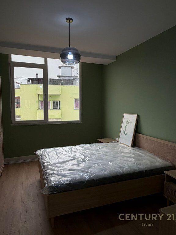 Apartament 2+1 me Qira tek prane Bulevardit Te Ri!