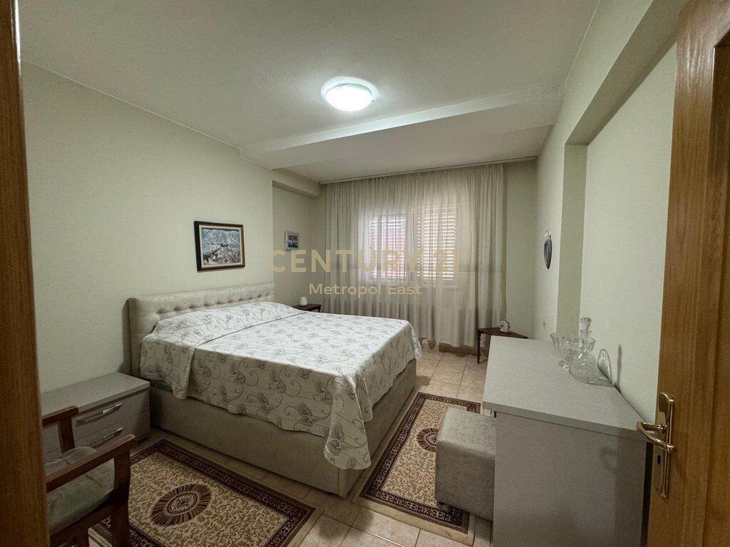 AFFITTASI APPARTAMENTO 2+1 NELLA ZONA DELLA NUOVA TIRANA