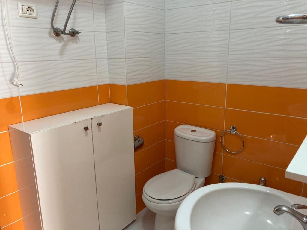 Affittasi appartamento 2+1+2 in Via Barrikadave