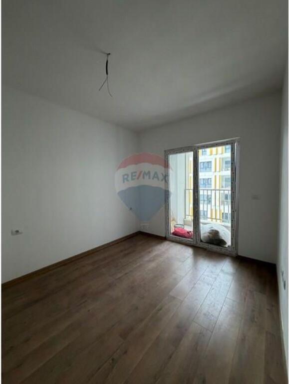 Jepet me qira ambient per zyra te ZOGU I ZI