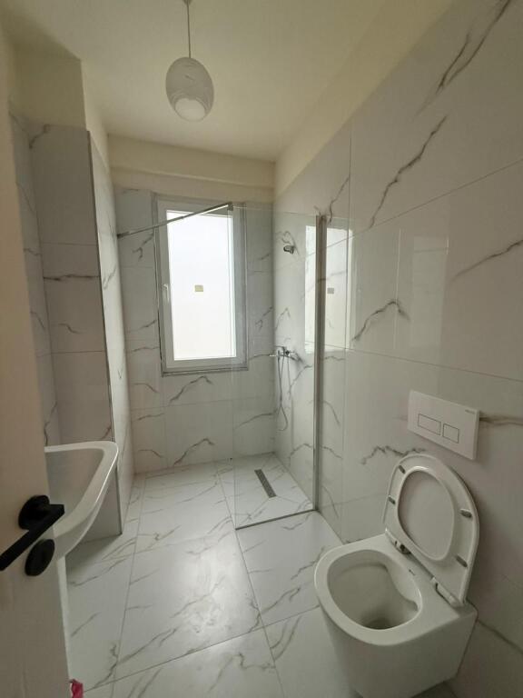 Apartment 2+1+2+balcony for rent in Kamez