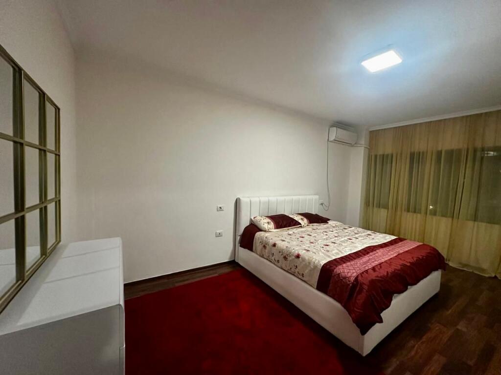 📣 QERA Apartament 2+1 📍 Rruga e "Kavajes", Prane Kishes Katolike ✨