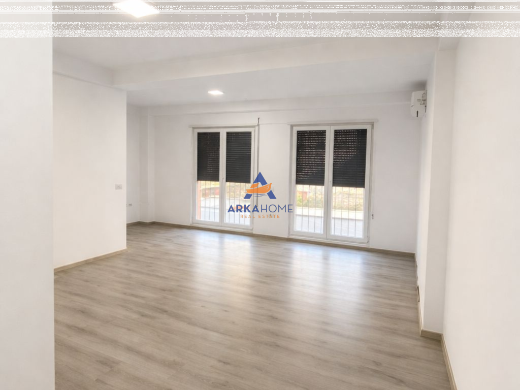 LOCALE IN AFFITTO 67M2 "IN 21 DHJETORI DI FRONTE ALLA ABI BANK" 50.000 LEKE