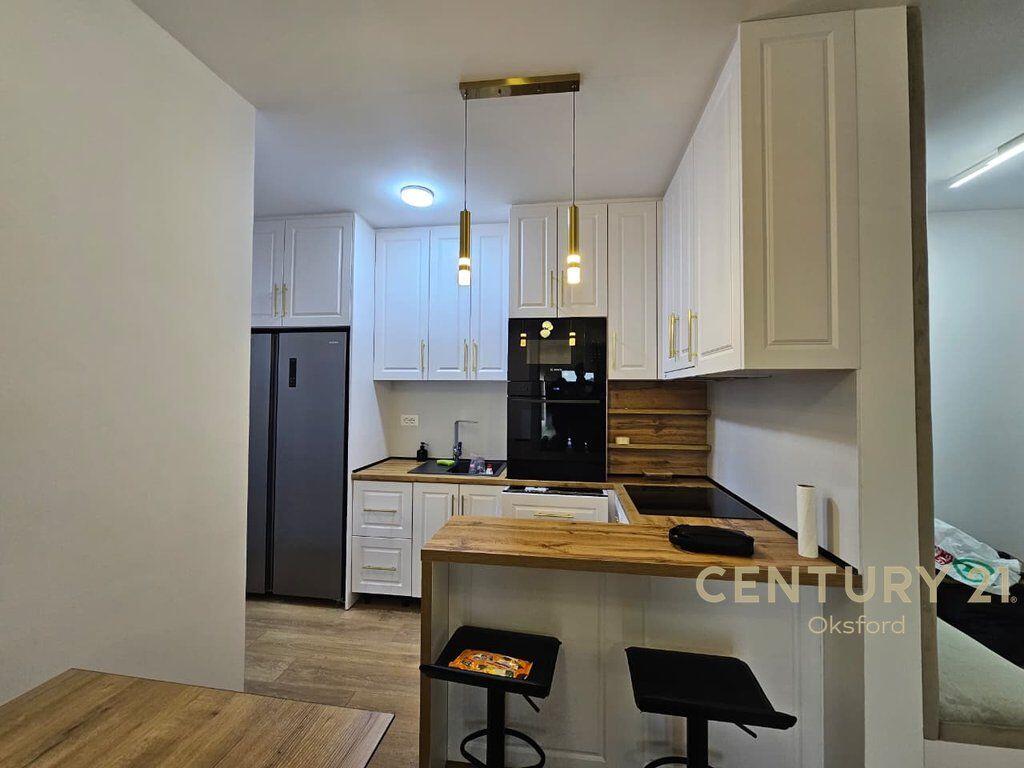 JEPET ME QIRA APARTAMENT 2+1 TE ISH FUSHA E AVIACIONIT 750 € /Muaj Sip. Totale  85m2