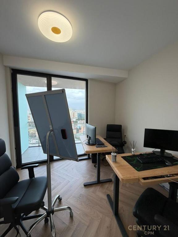 OFFICE FOR RENT AT GOLDEN TOWER RESIDENCE!  2+1+2
