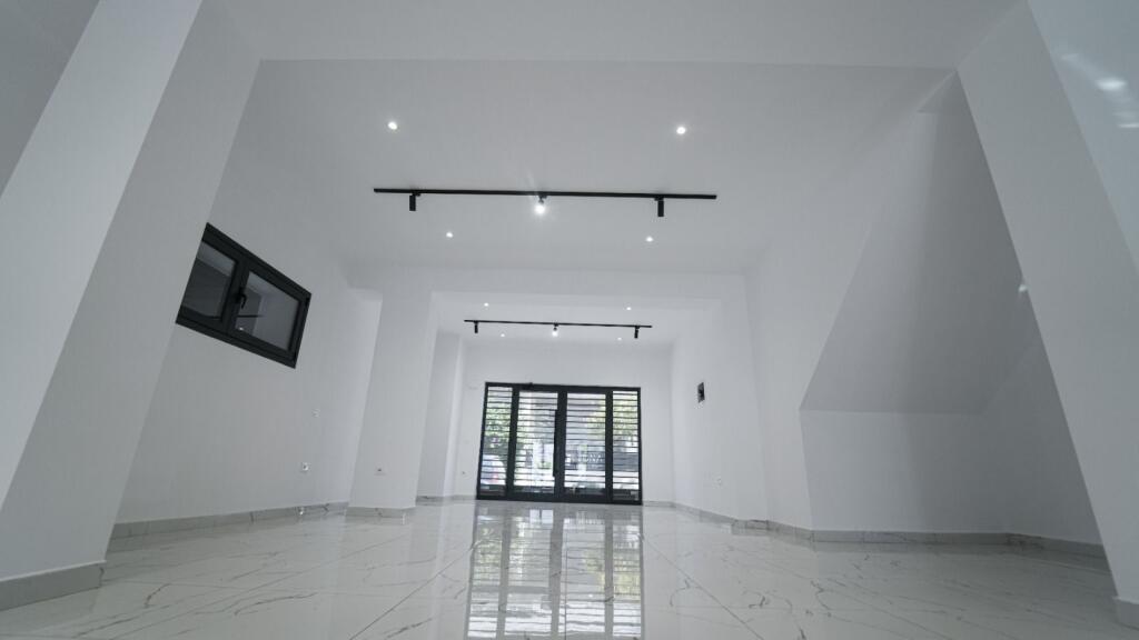 Business Premises for Rent in Neighborhood 2 in Durres