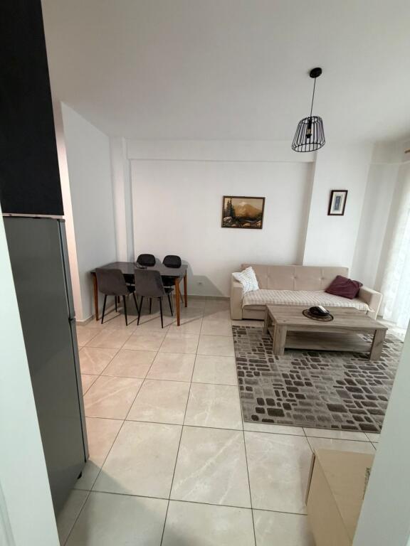 Apartament 1+1 me Qira