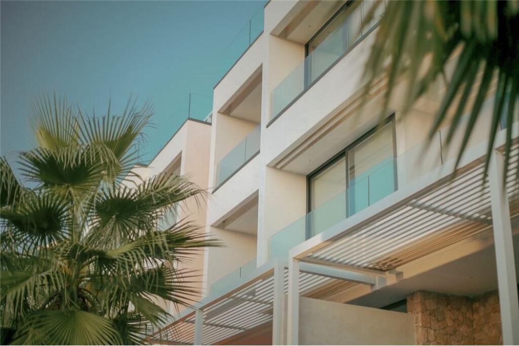 Appartamento Premium 2+1+2 con vista mare in vendita sopra Marina Bay