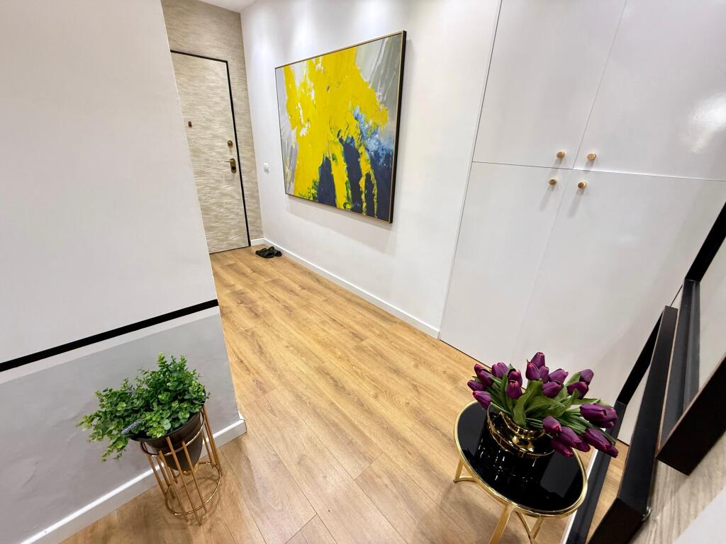 📣 QERA SUPER Apartament 2+1 📍 Ish Blloku, Prane Universitetit Juridik ✨