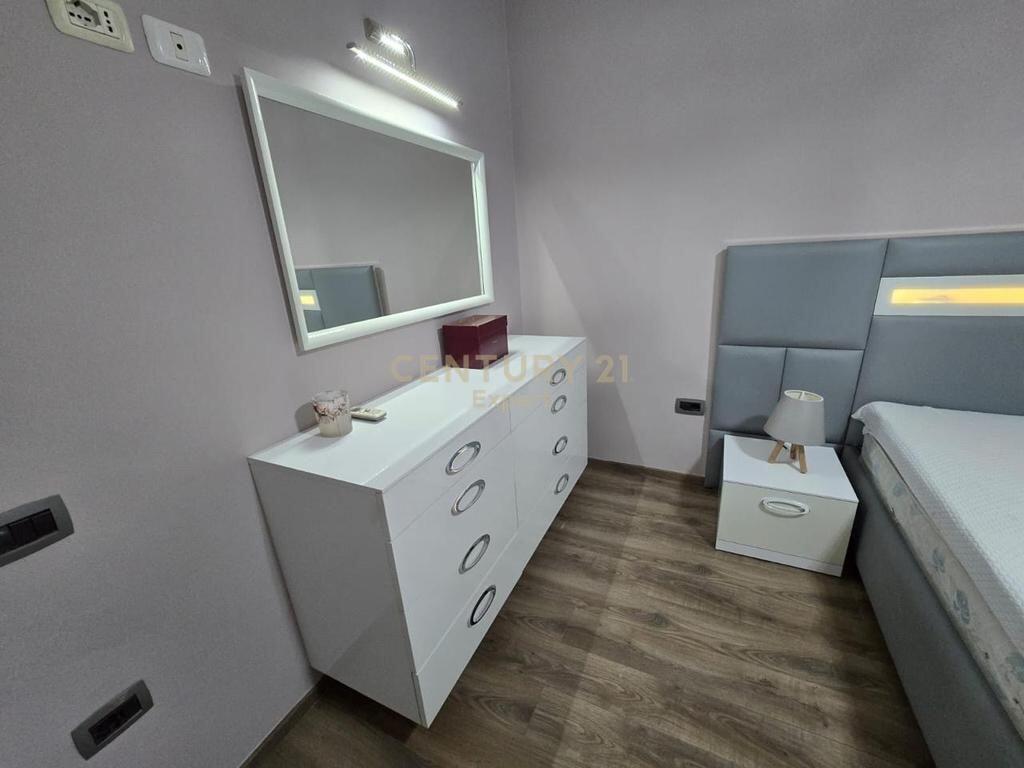 Apartament 1+1 me qera Pazari i Ri