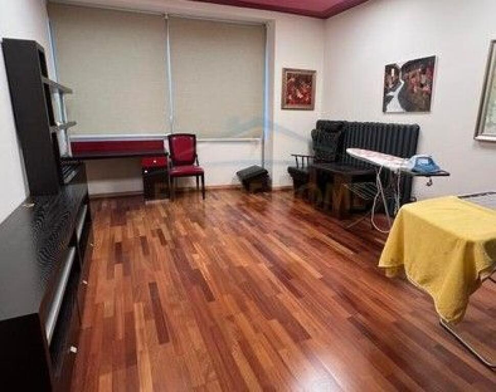 Rent, Apartment 3+1+2, Near Downtown, Tirana