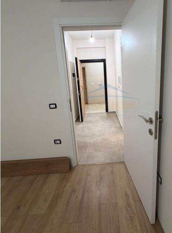 Office space for rent at the Paris Municipality.