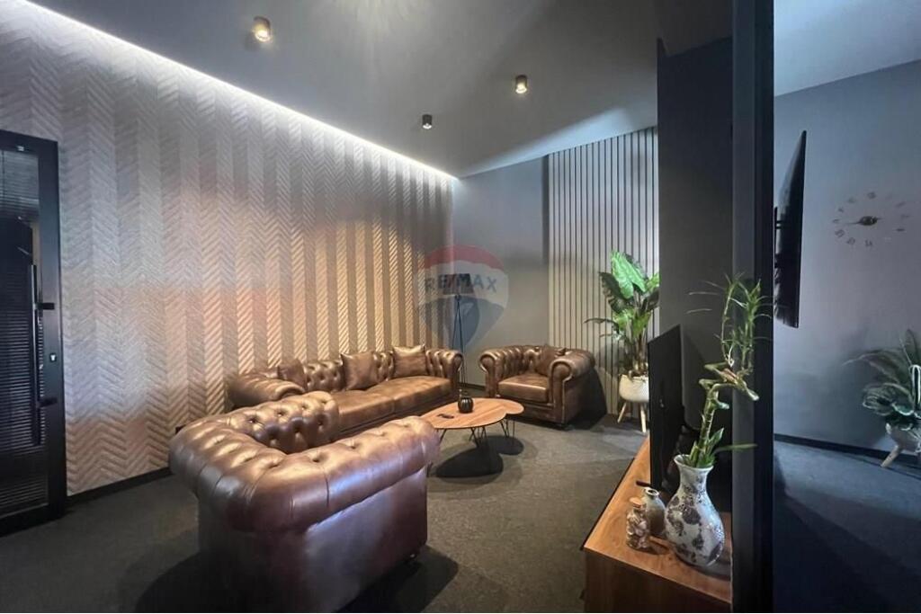 Super Office for sale, "Delijorgji Complex".