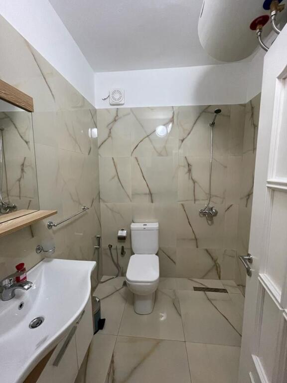 Apartment 1+1 for rent vollga durres