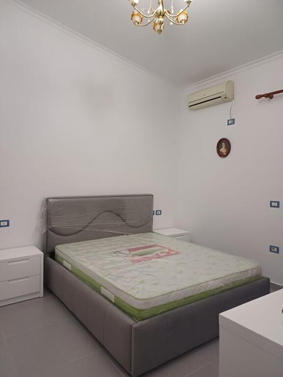 Kodra e Diellit/Eleonora appartamento 1+1 in affitto 470€