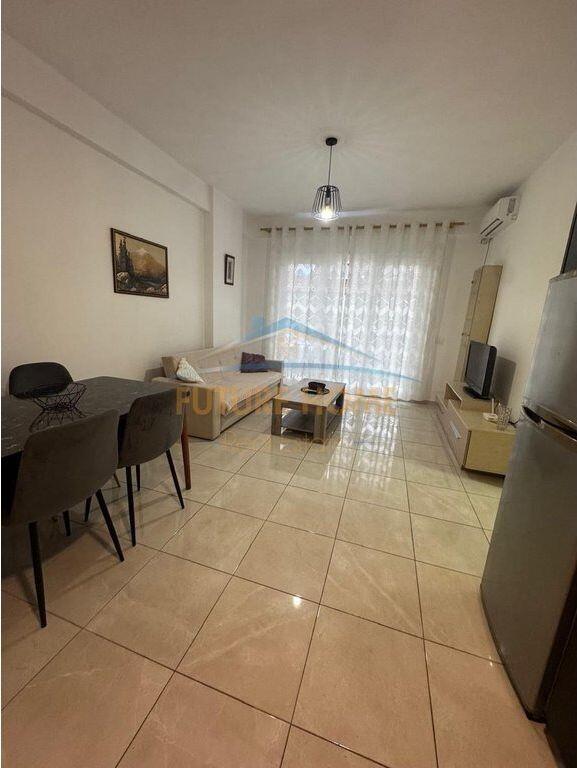 1+1 Qira Komuna e Parisit
