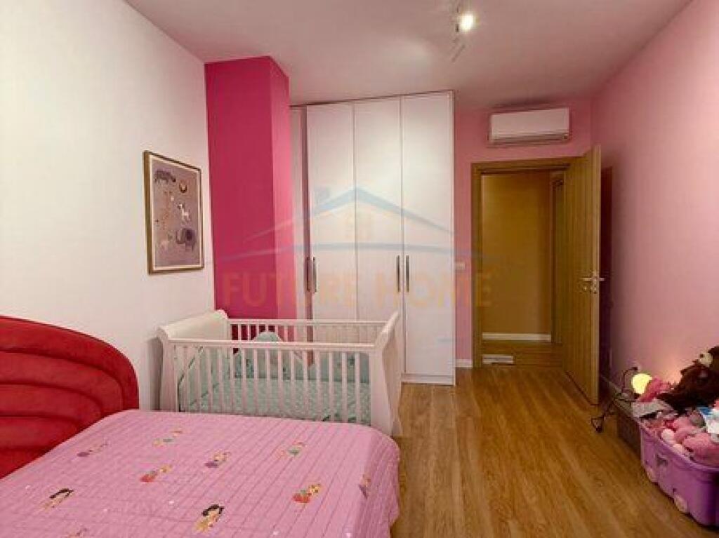 For sale, Apartment 2+1, Barricades Street, Tirana