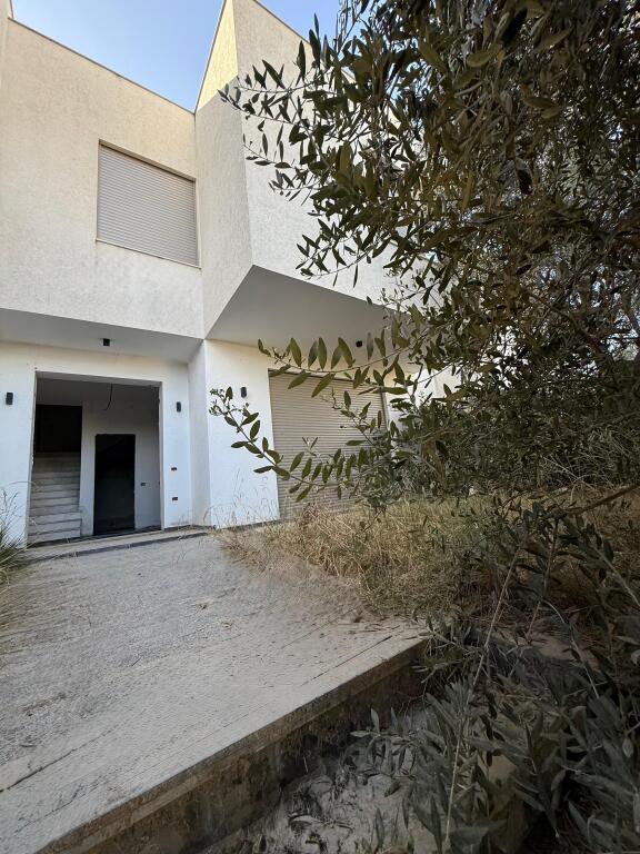 🏡 VILLA FOR SALE IN SELITA – NEAR THE SUN HILL