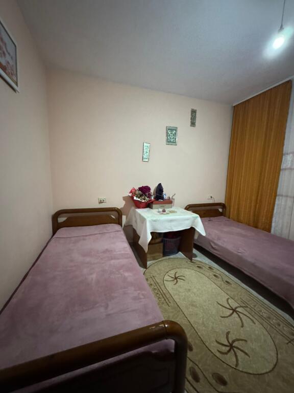 AFFITTASI APPARTAMENTO 2+1 .RR.DIBRES 450 €