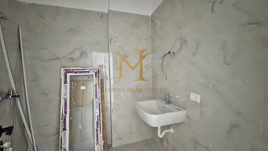 Duplex in vendita a Golem, Durres. Nuovo edificio 2025. 100m2.