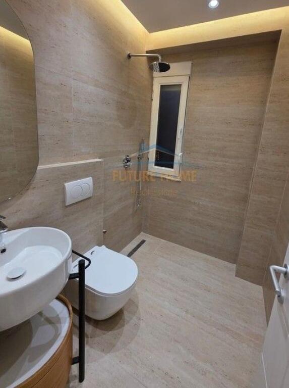 For sale, 2+1+2 apartment with veranda, near the Old Exhibition, Tirana..