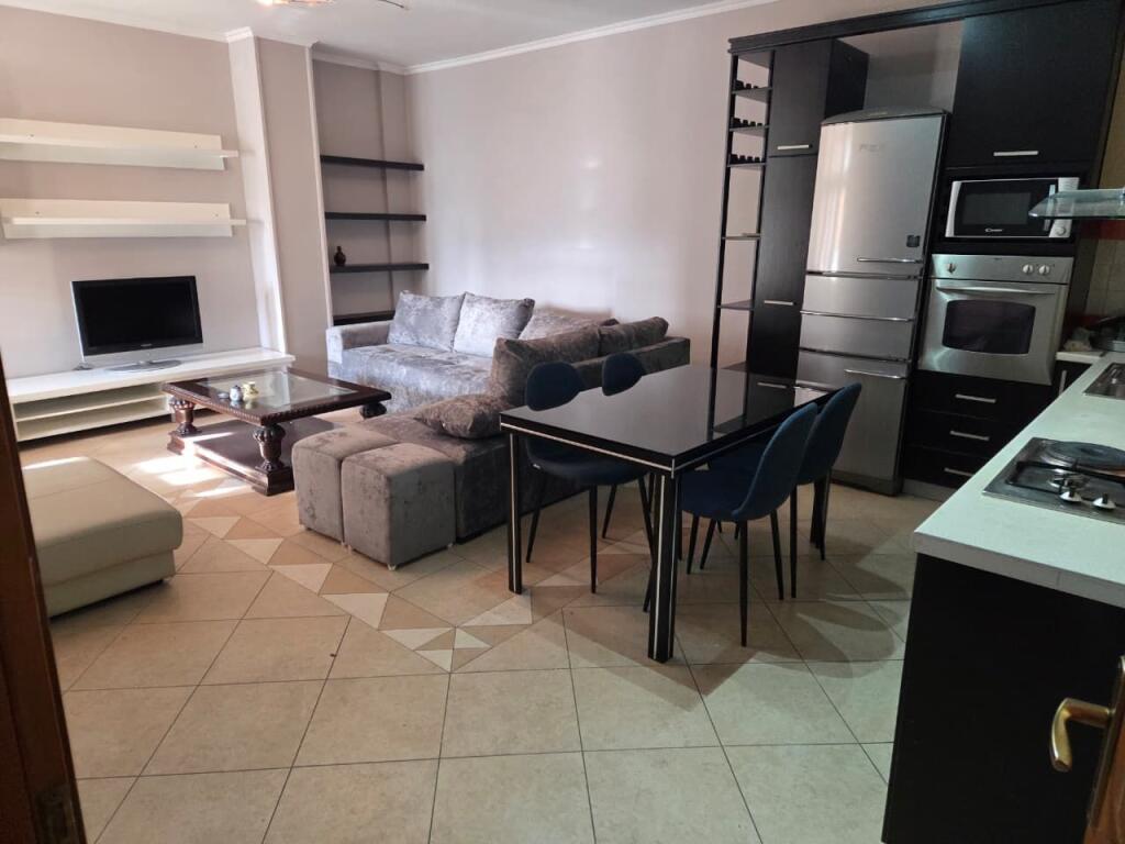 🏠 Jepet me Qira Apartament 2+1 – Selvia, Tiranë