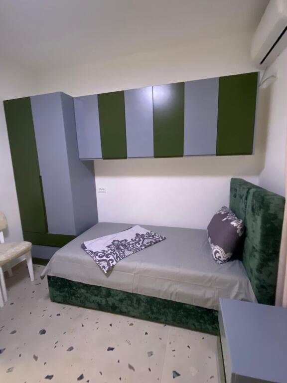 Vendesi in vendita Appartamento 3+1+2 Quartiere 17 a Durazzo