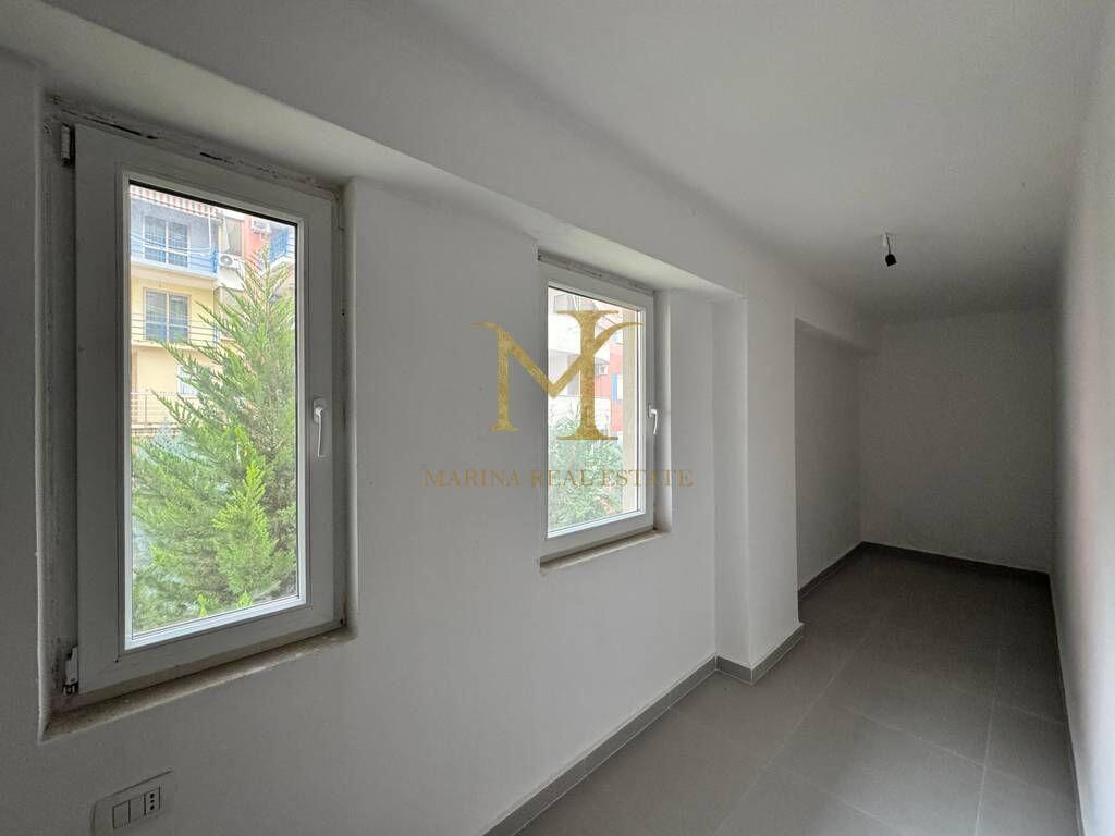 Duplex in vendita a Golem, Durres. Nuovo edificio 2025. 100m2.