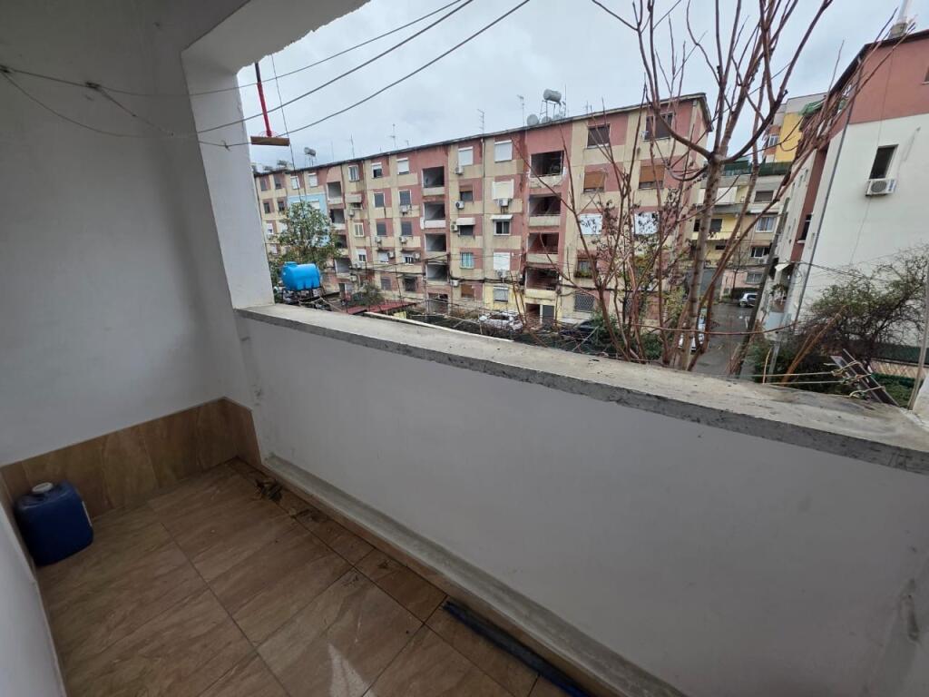 Apartament 1+1 me qera tek Ish Parku 21 Dhjetori
