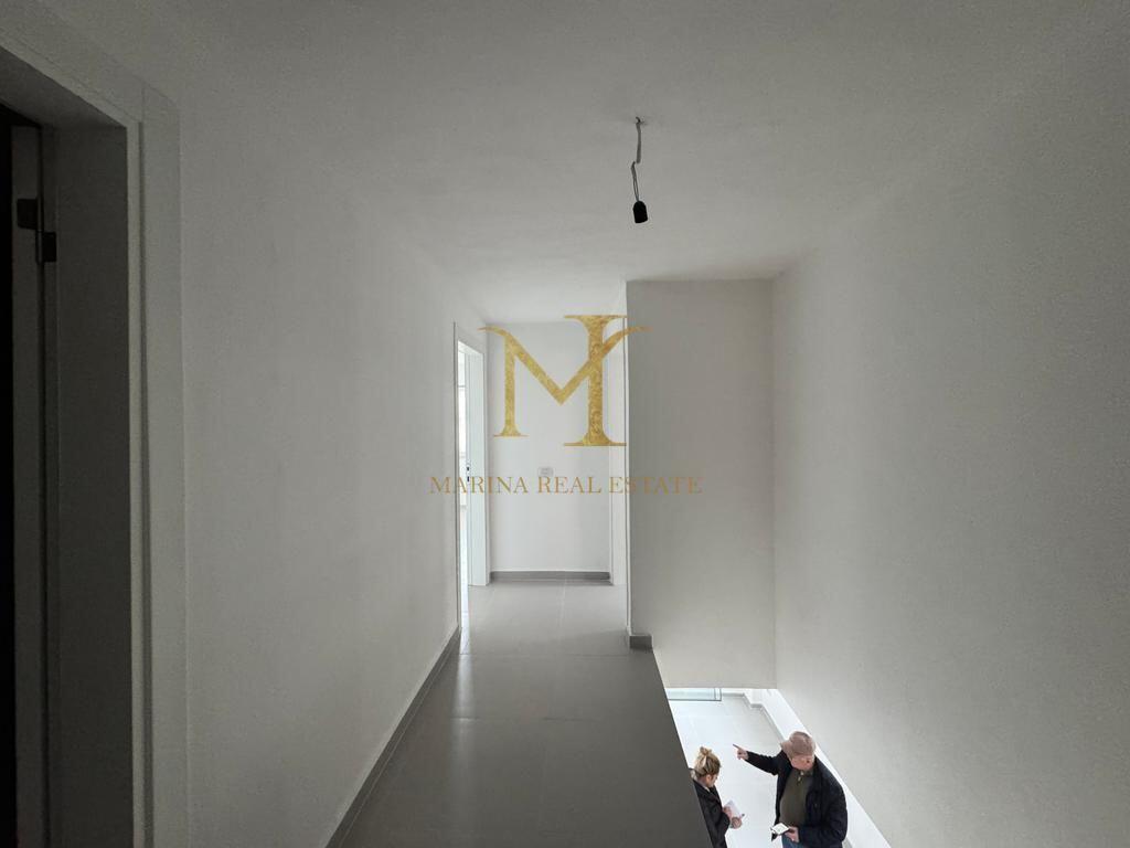 Duplex in vendita a Golem, Durres. Nuovo edificio 2025. 100m2.